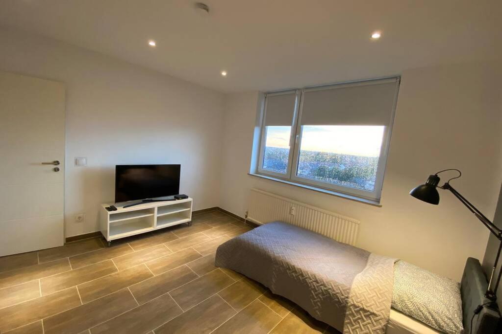 Duisburg Von Oben 3,5 Zimmer 8.Og Frisch Saniert Buitenkant foto